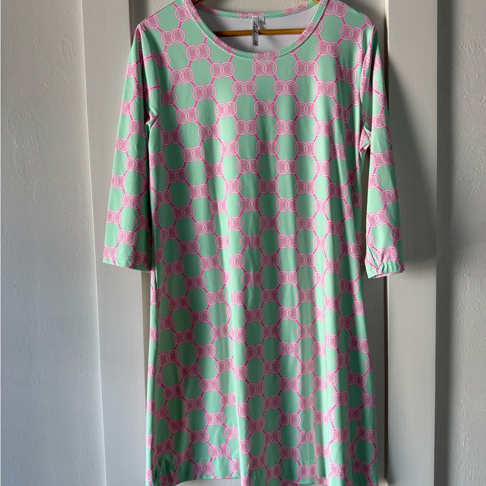 Lulu-B Mint and Pink Patterned Top